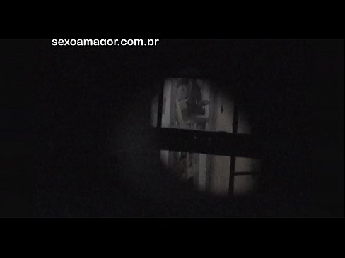 ❤️ Blondie se fait secrètement filmer par un voyeur du quartier caché derrière des briques creuses. Porno de qualité at porn fr.tradewin.top ❤